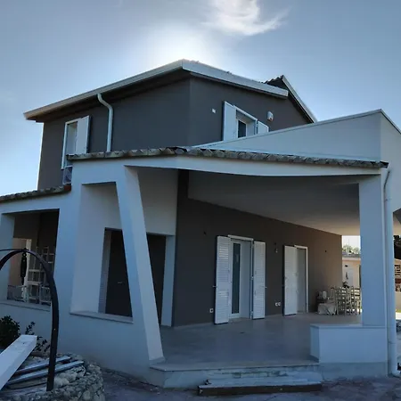 Il Campo Blu Апартаменты Оньина